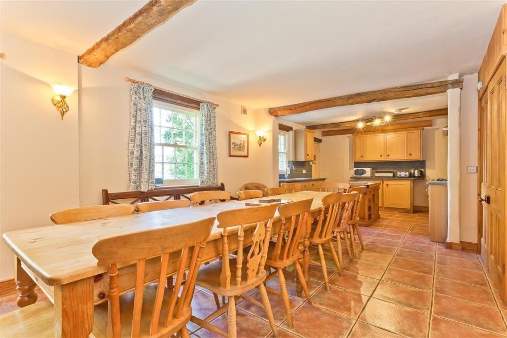 Villa Bridge House With Private Hot Tub, Coniston Esterno foto